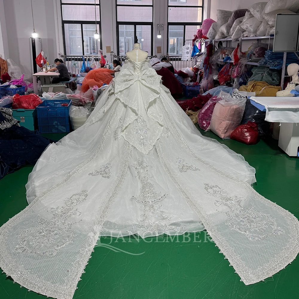 Luxurious White Ball Gown Customized Wedding Dress Off Shoulder Puff Sleeves Baroque necklace Cathedral Train robe de mariée