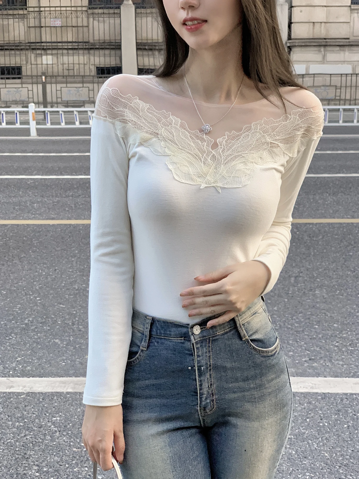

WizAann Women's Long Sve Fce Lined Lace Knitwear White Swan Dance Sle Inner Wear Top Commute Faion Autumn Winter