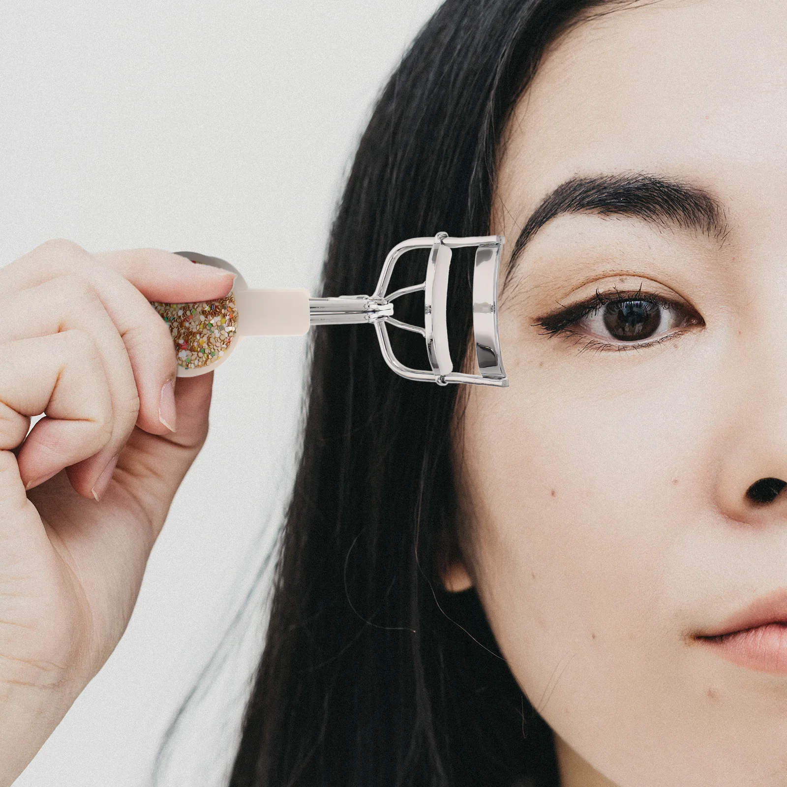 

Bling Rhinestone Eyelash Curler Gold Wide Mouth Design Long-Lasting Curl Instant Curl Hooded Eyes Travel Lash Curler