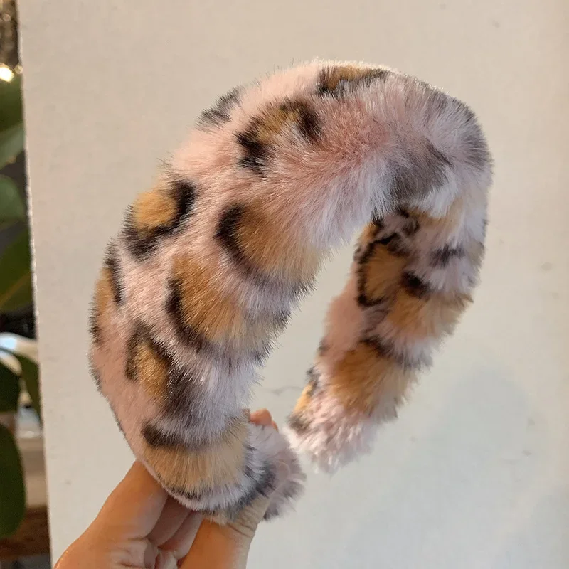 Cute and Sweet Leopard Print Headband Soft Fashion Suitable for Daily Wear Hair Accessory Retro Elegant Faux Fur Headband