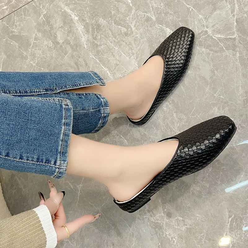 

2025 New Women Slippers Weave Style Loafers Soft Leather Flats for Woman Mules Non-Slip Spring Summer Ladies Flat Shoes