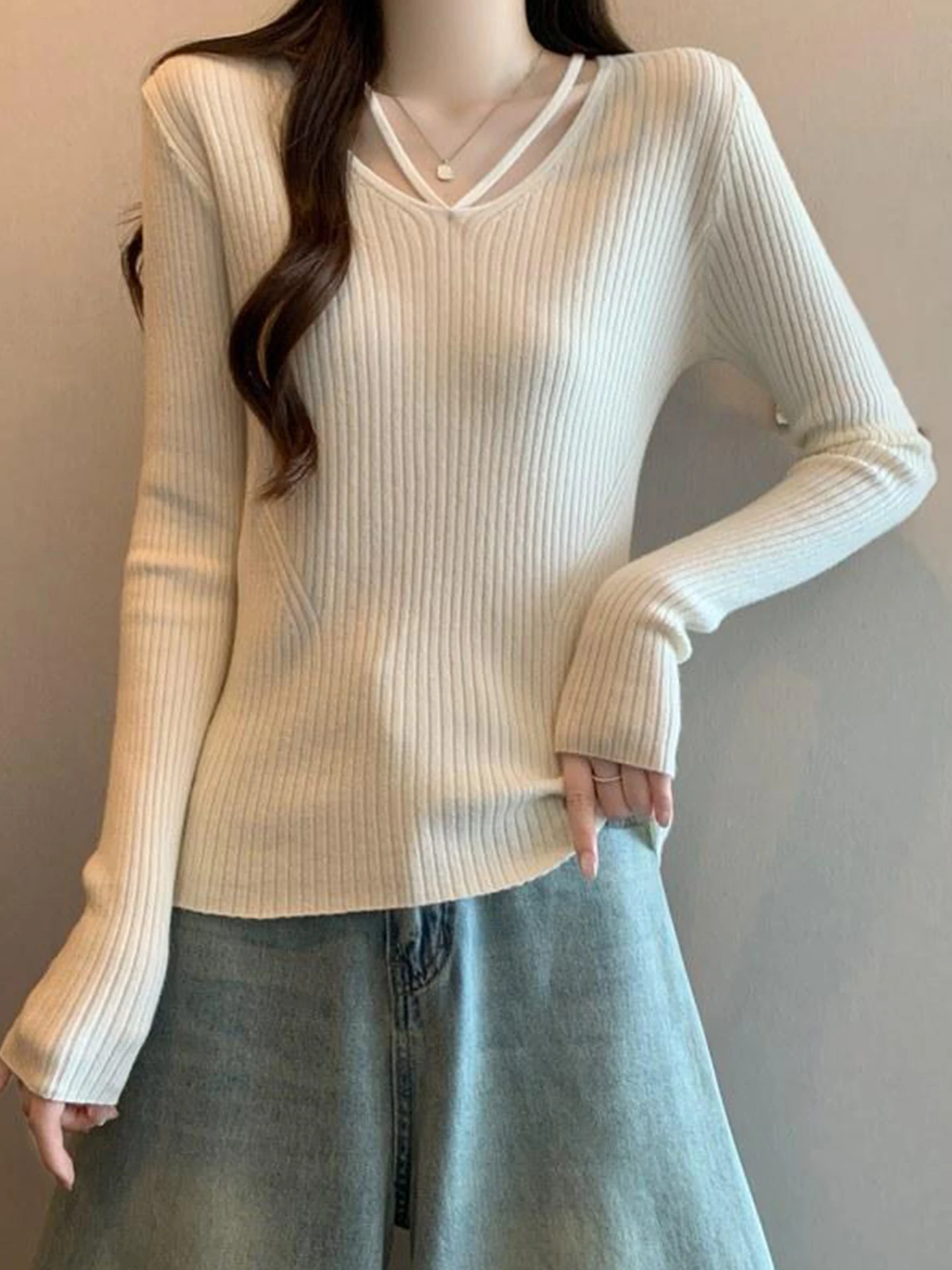 

Slim Fit Knitted Base irt Women's V-Ne oulder-Length Sve Long Sve Inner Wear Top Korean Sle Breathable Comfortable