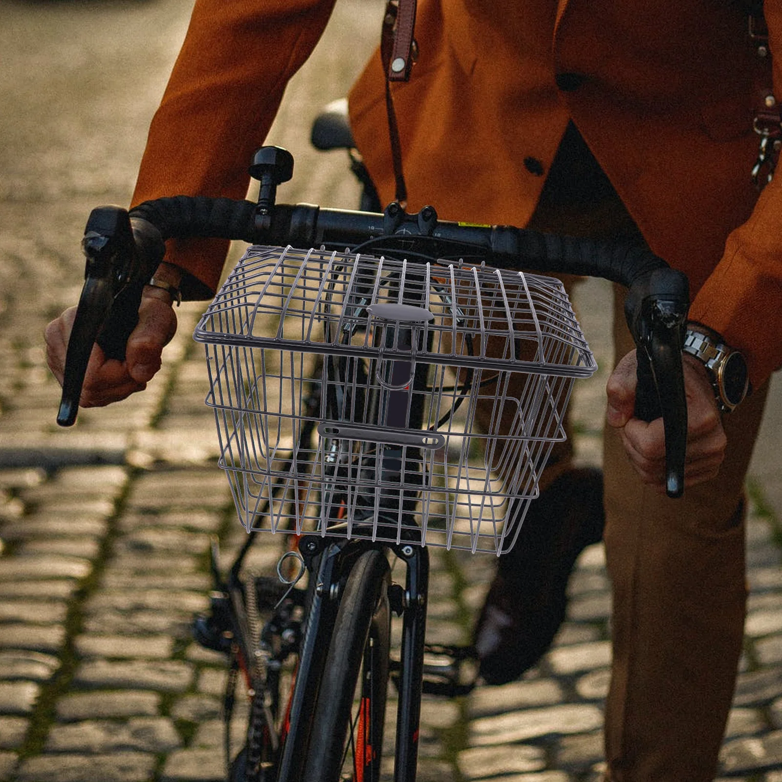 

1 шт., металлическая велосипедная корзина, утолщенный прочный контейнер для хранения с крышкой, защита от падения, гладкая поверхность, велосипедная задняя часть для гор