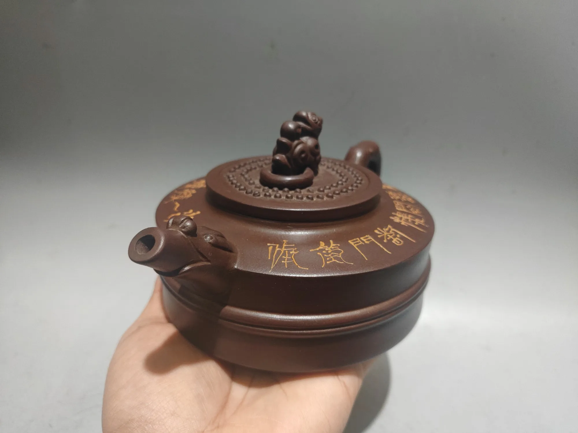 Purple teapot Yixing Purple Clay Teapot Pixiu statue cover Zhouyi Compass Beast Mouth Pot Kettle Teapot