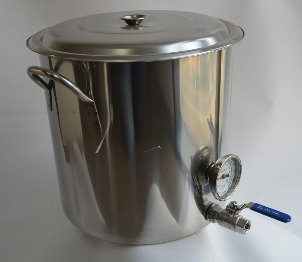 Polished stainless steel brewing kettle and stock pot home brew with solderless thermometer valves and fittings