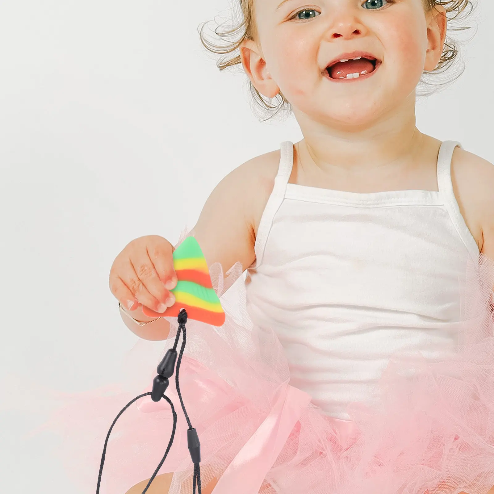 

2Pcs Shark Necklace Chew Silicone Teether Jaw Development Chewy Necklace Sensory Chewing for Kids Chew Toys for Kids