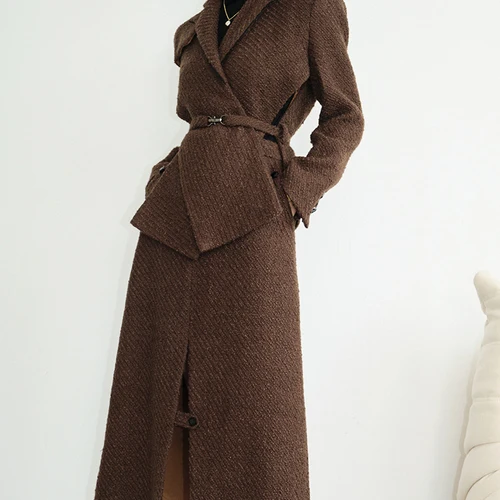 ملابس الحفلات والعطلات