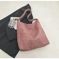 Niche Suede Bag for Women 2024 New Fashionable Large Capacity Casual Versatile Commuting Tote Bag