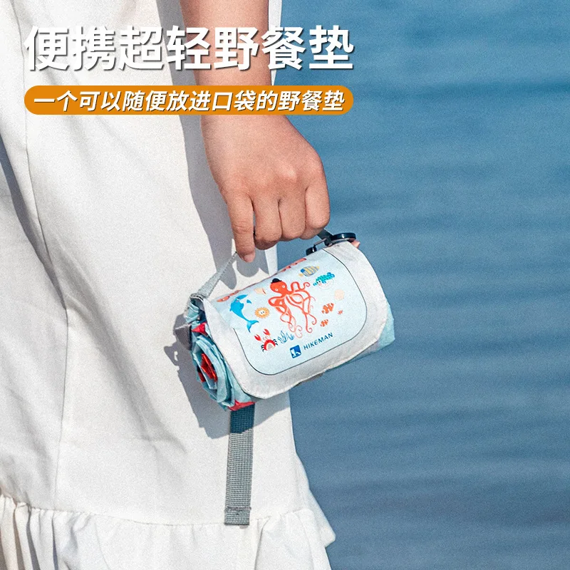 

Suitable for Pocket picnic mat outdoor portable mini seaside beach moisture-proof floor cloth music festival grass tea seal