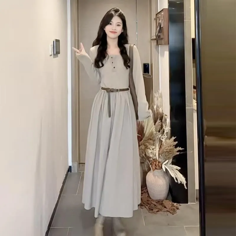 

Fall and winter new French temperament bottoming square neck long dress senior sense of long-sleeved commuter casual dresses