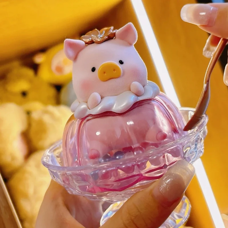 

Lulu The Piggy Five Star Restaurant Series Anime Action Figure Collectible Toys Decor Desktop Decoration Kawaii Children's Gifts