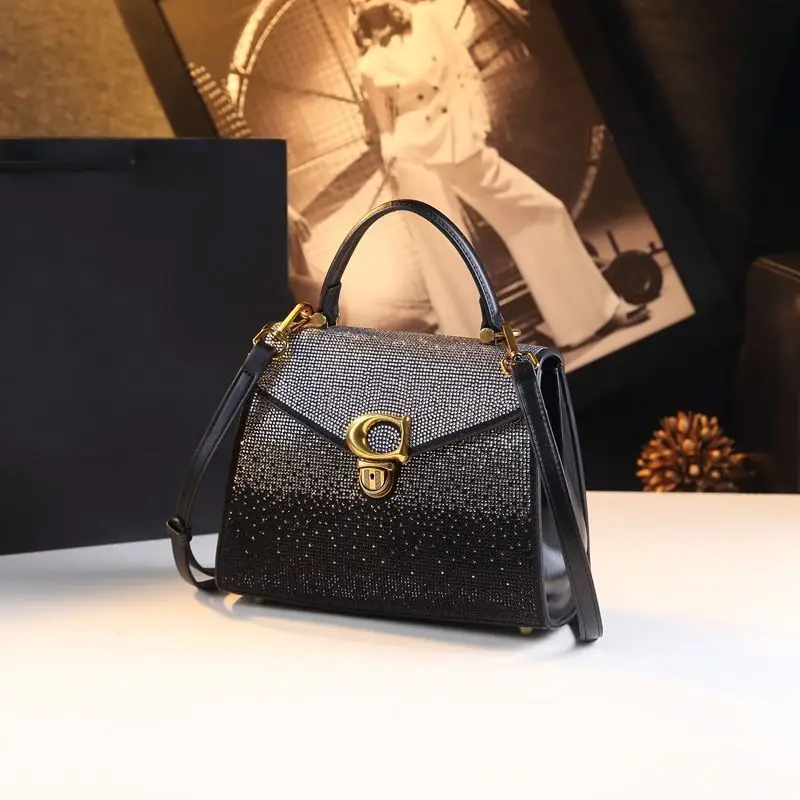 

Designer Vintage Diaper Bag Women's Elegant Crossbody Handbag Luxury Minimalist Tote Leather Practical And Chic Carryall