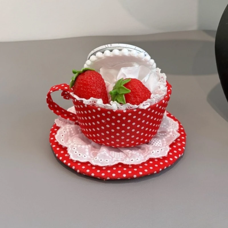 Soporte para Pins de Taza de Té Hecho a Mano, con Encaje Dulce y Decoración de Fresa y Chocolate, Base de Exhibición para Insignias de Anime Kawaii, Regalos de Moda