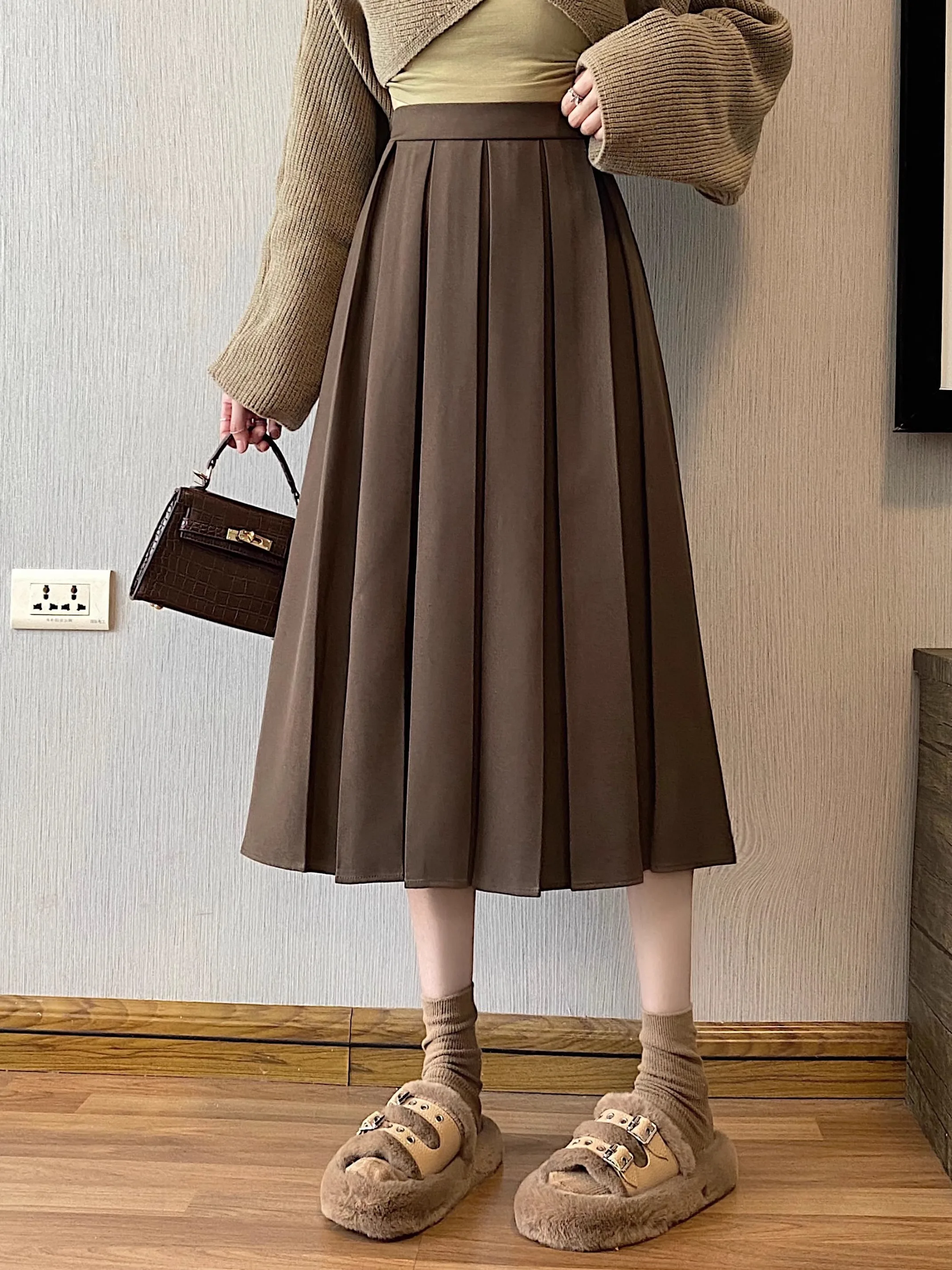 

Юбка-миди трапециевидной формы с высокой талией, большие размеры, корейский дизайн, двухцветная плиссированная юбка для женщин, осенний сезон