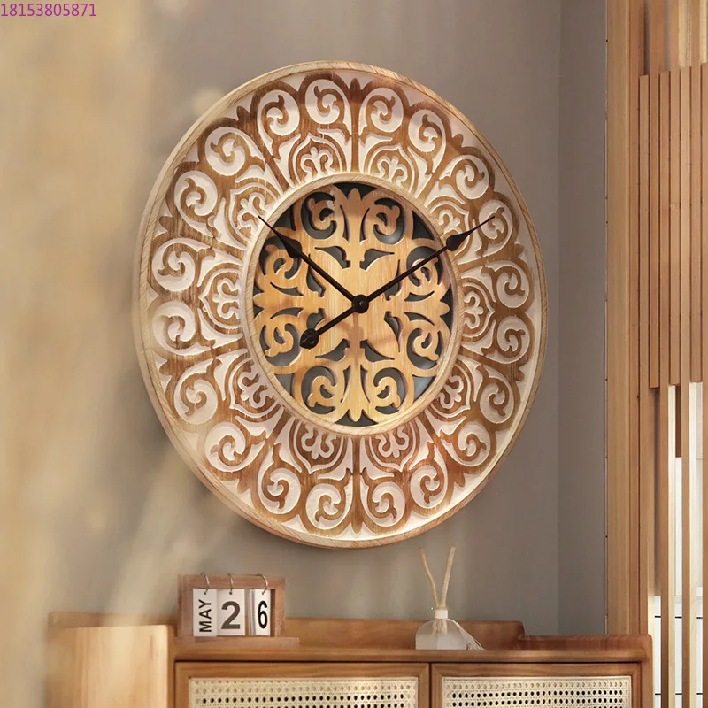 Creative solid wood decorative wall clock retro carved wall hanging silent art clock bedroom round
