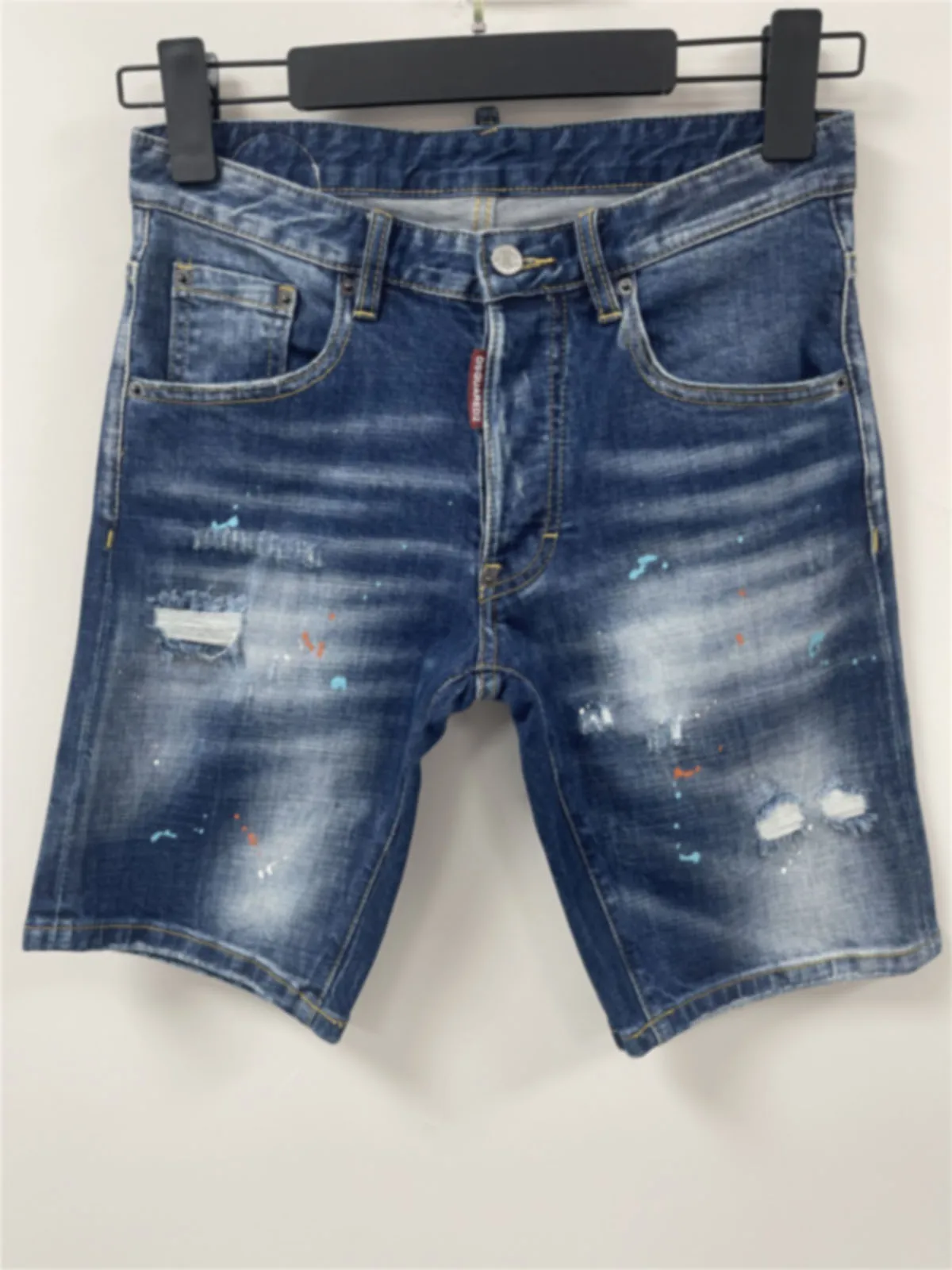 

2024 Spring/Summer New D2 Jeans Trendy Men's Washed Worn Hole Patches Painted Slim Fit Micro Elastic denim shorts Men's