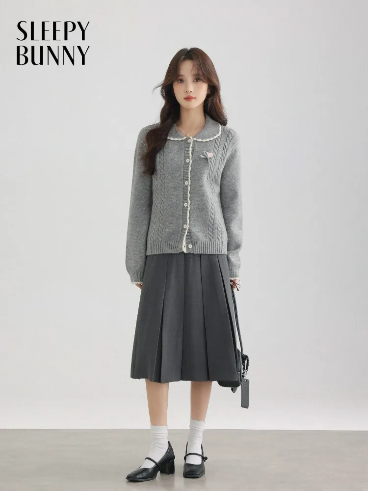 

Vintage Contrast Doll Collar Sweater Loose Knit Cardigan for Women Casual Cute Button Down Top Spring Retro Chic Layered Outfit