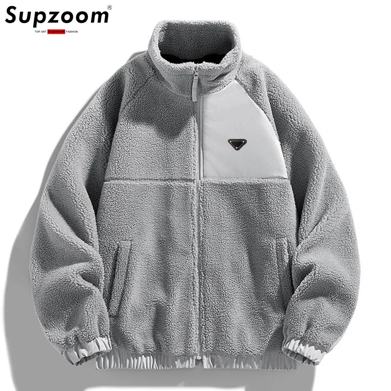 Supzoom 2025 New Arrival Top Fashion Patchwork Men Casual Stand Collar Cotton Warm Lamb Wool Zipper Triangle Logo Short Jacket