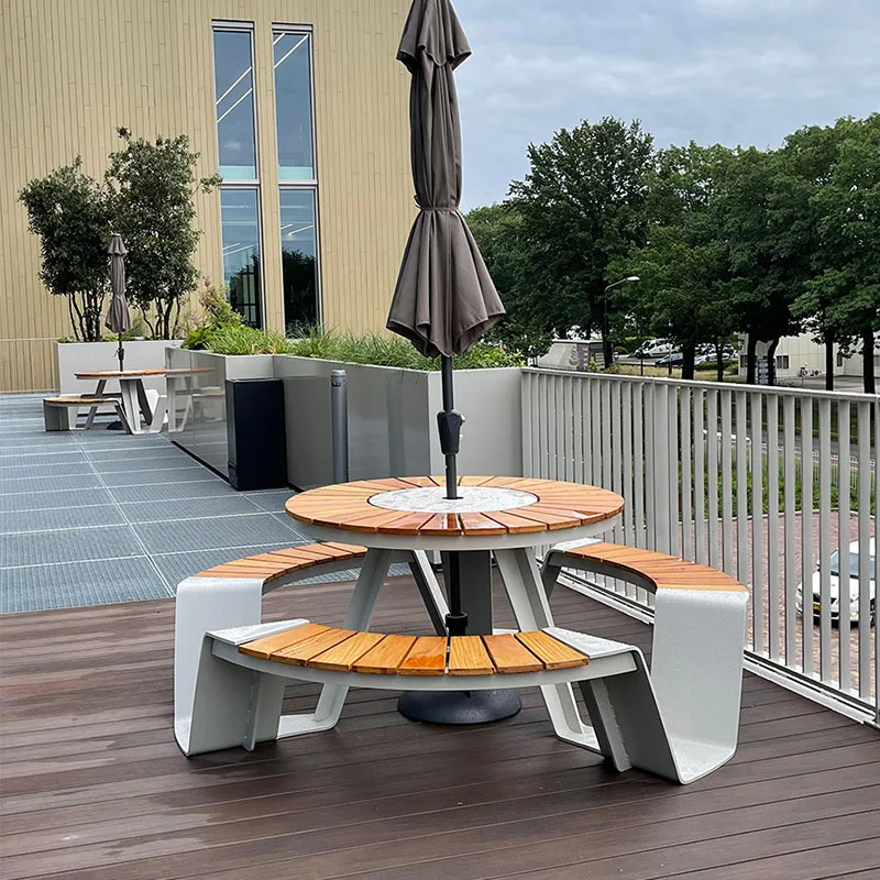 

Outdoor solid wood table and chair combination with umbrella courtyard garden leisure public place round one-piece table