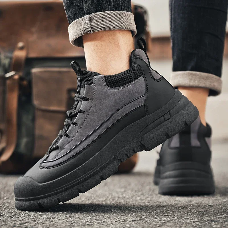 أحذية رجالية شتوية عالية الجودة كاجوال للثلج أحذية قطنية مريحة ودافئة في الهواء الطلق ملابس عمل عصرية مضادة للانزلاق أحذية متعددة الاستخدامات