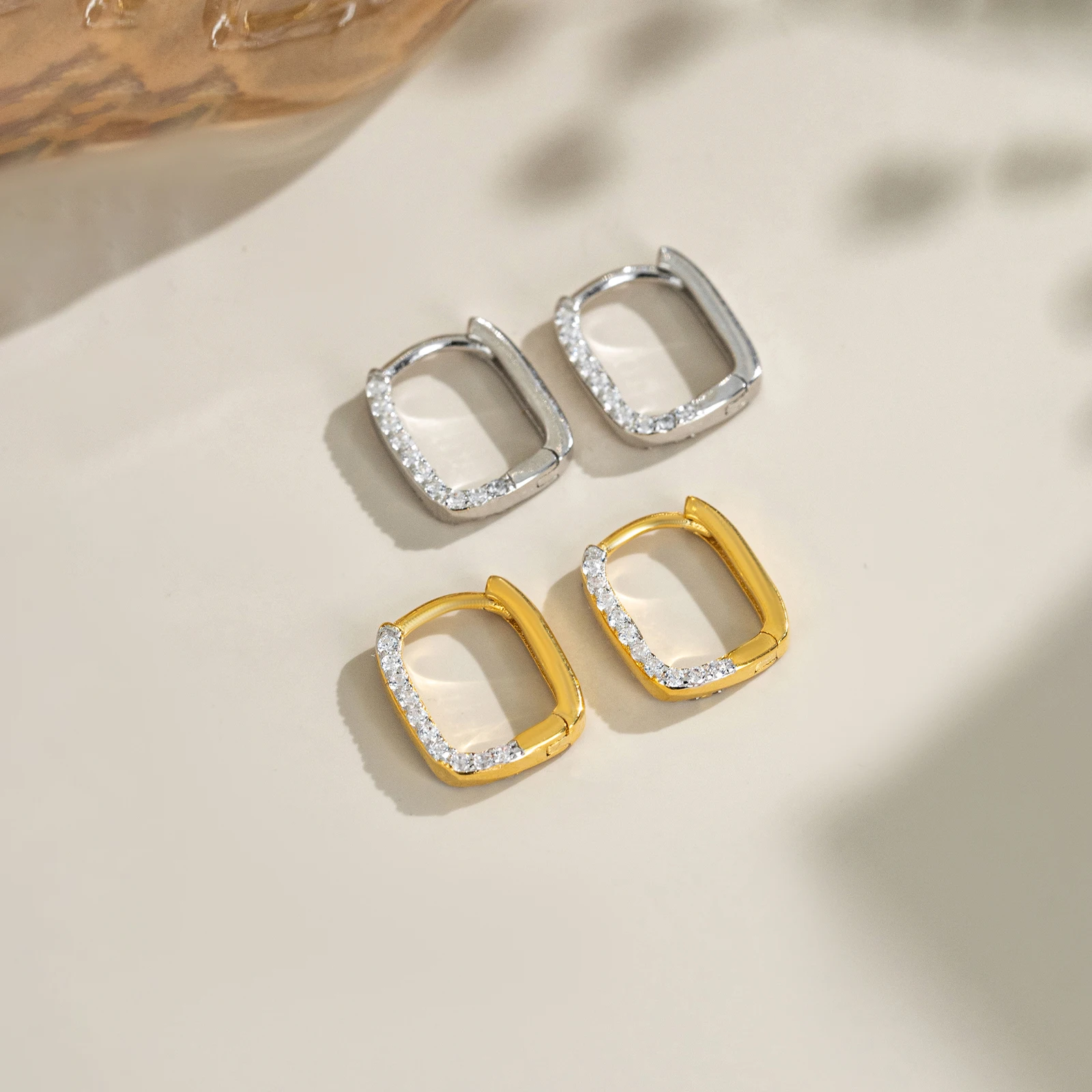 VEWANT femmes 925 en argent Sterling géométrique cerceau boucle d'oreille Huggies Piercing 2025 nouveau Fine délicat bijoux de mariage cadeau