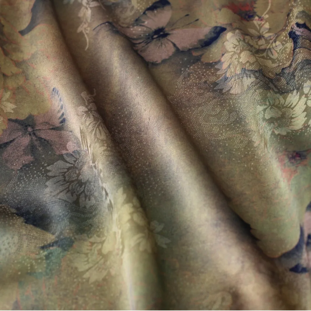 Vintage Xiangyun Filato Stampato Panno Artigianato Runner da tavola Tessuto Cheongsam Abiti su misura Tie-Dye Celebrazione del matrimonio