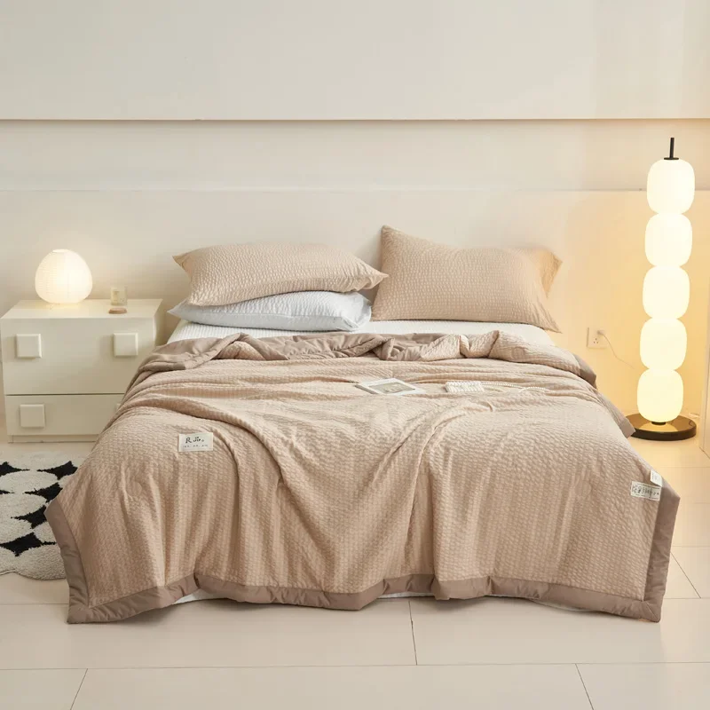 Fluffy Soybean Fiber Summer Duvet Specialized in Breathability Comforter Moisture-wicking Quilted Blanket Quality Queen Quilt