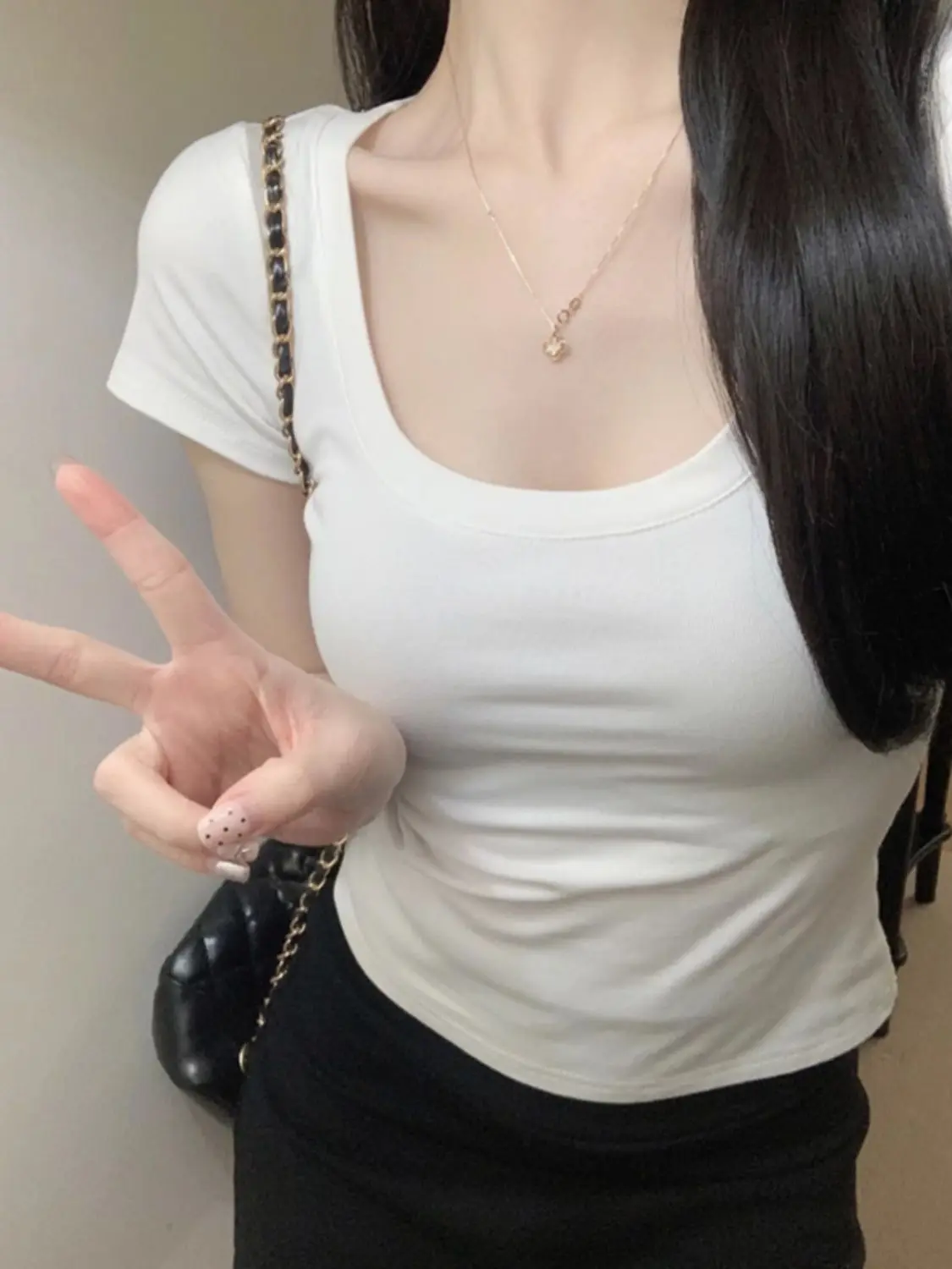 Summer New Pure Color U-Neck Short Sleeve T-Shirt Women's Slimming Versatile Short Style Sexy Top Cotton Blend Comfortable