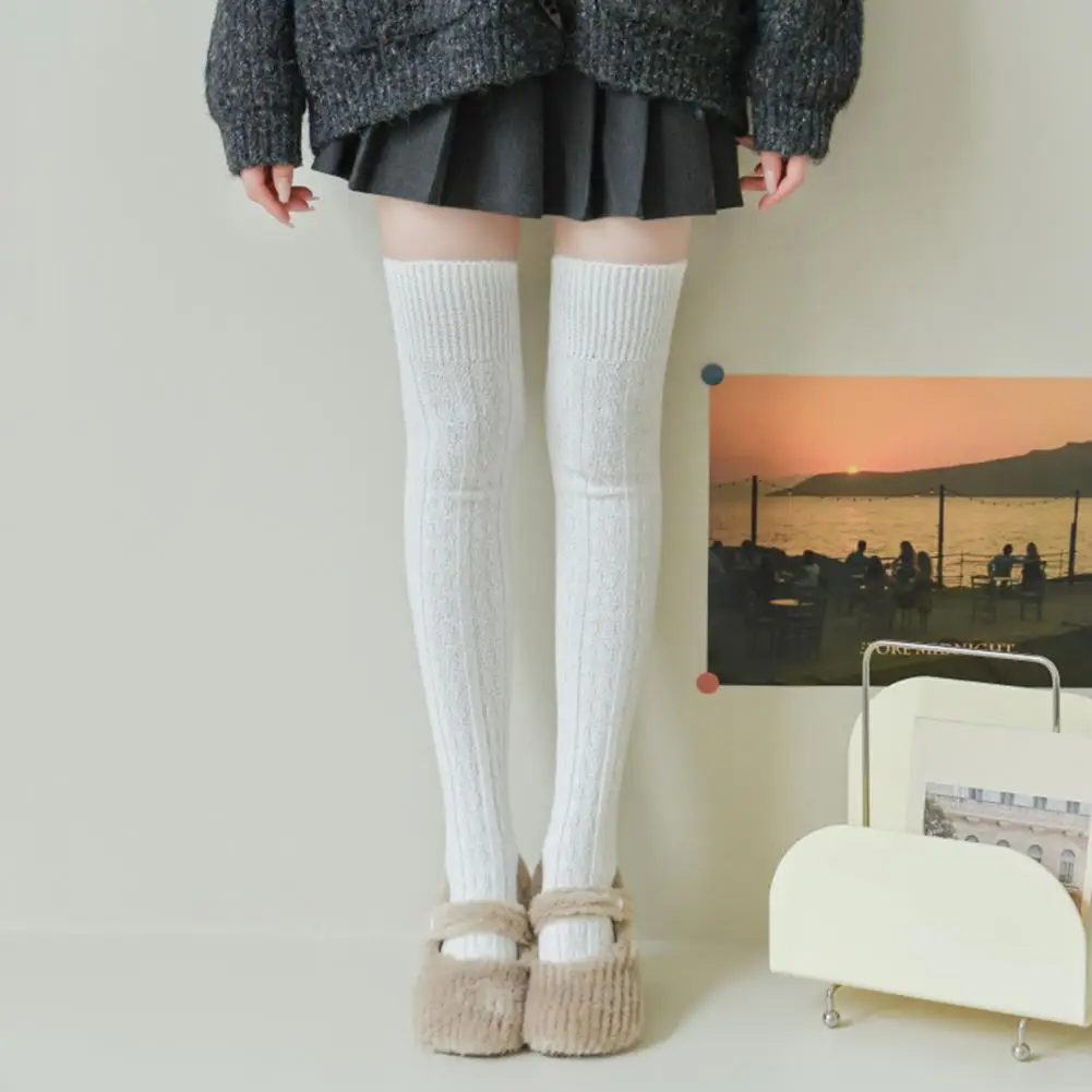 Calzini in cotone di alta qualità Calzini alti alla coscia da donna invernali accoglienti Scaldamuscoli in maglia a trecce extra lunghi per stivali freddi per le donne