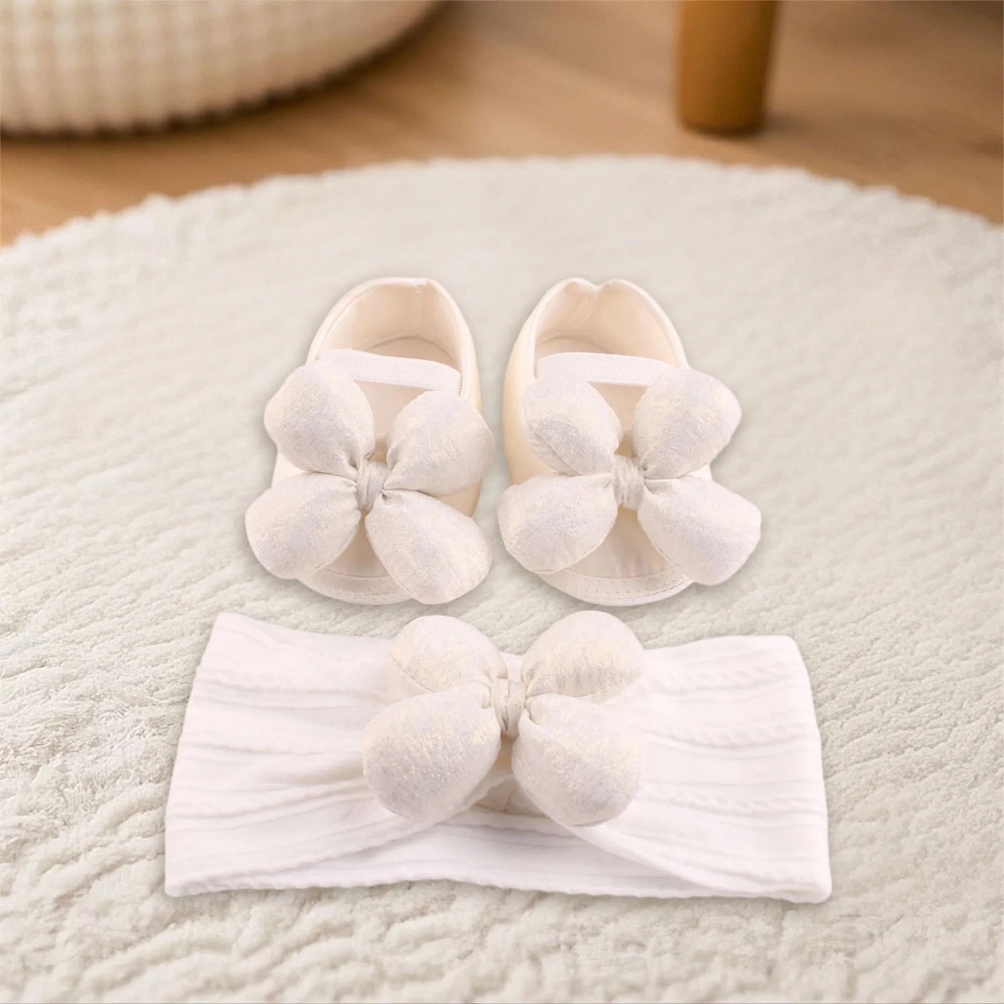 مجموعة صنادل رائعة للفتيات الصغيرات وقوس شعر بتصميم زهرة حلوة أحذية ناعمة للأطفال الصغار بخطوات أولى مع عصابة رأس متطابقة #1