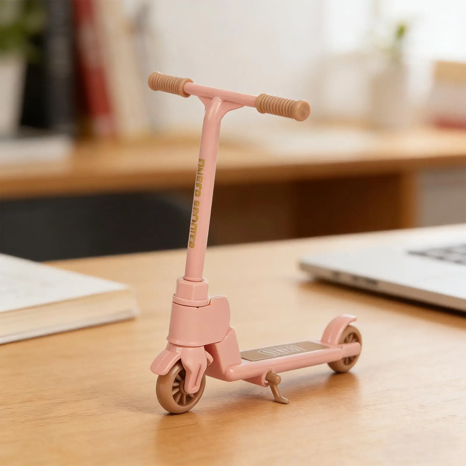 

Finger Scooter Foldable Two Wheel Gadget Fingertip Scooter For Kids Party Home School Travel Fidget Entertainment