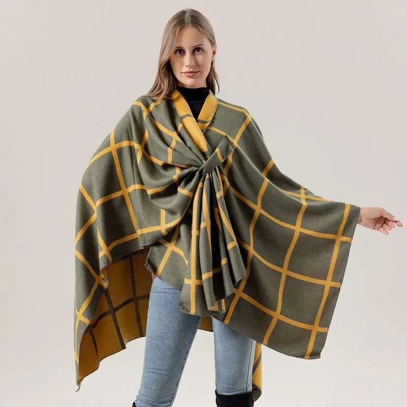 New solid-color plaid cape, perfect as an outerwear shawl for travel