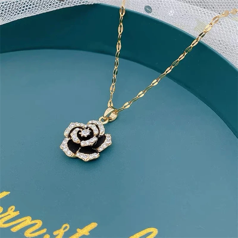 New Sexy Temperament Black Rose Pendant Stainless Steel Necklaces For Women Korean Fashion Female Clavicle Chain Jewelry Gift