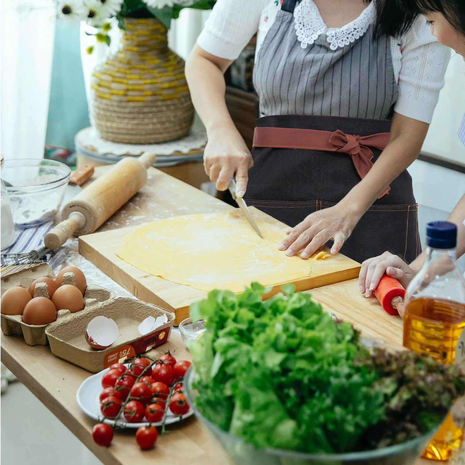 

1pc Half-Length Kitchen Baking Apron Polyester Home Baking Supply Anti-Dirt Simple Design Kitchen Apron Black