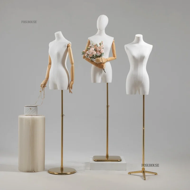 

Nordic Mannequins with Metal Base Half-length Mannequin for Women's Clothing Store Window Display Stand Commercial Model Props Y