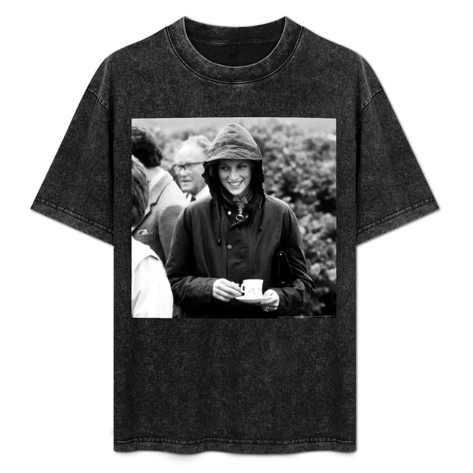 

HRH Princess Diana Scotland 1985 - Professional Photo T-Shirt Plus Size Comfort Fit Tee