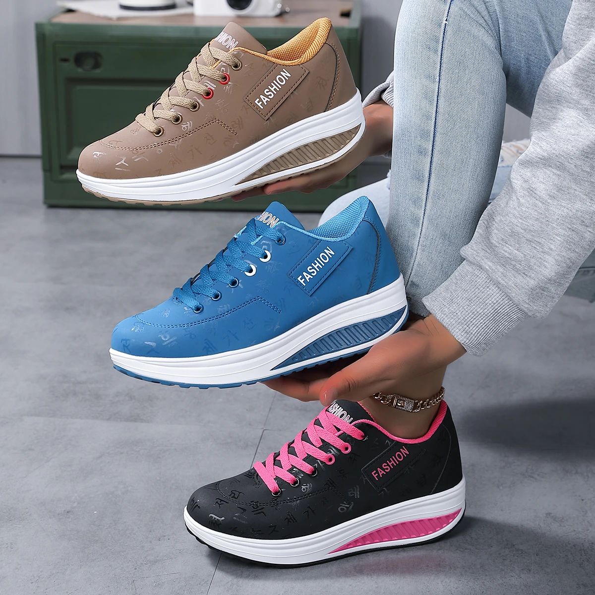 Women's Fashion Leather Casual Shoes, Waterproof Lightweight Versatile Must-Have Running Shoes for Daily Outings