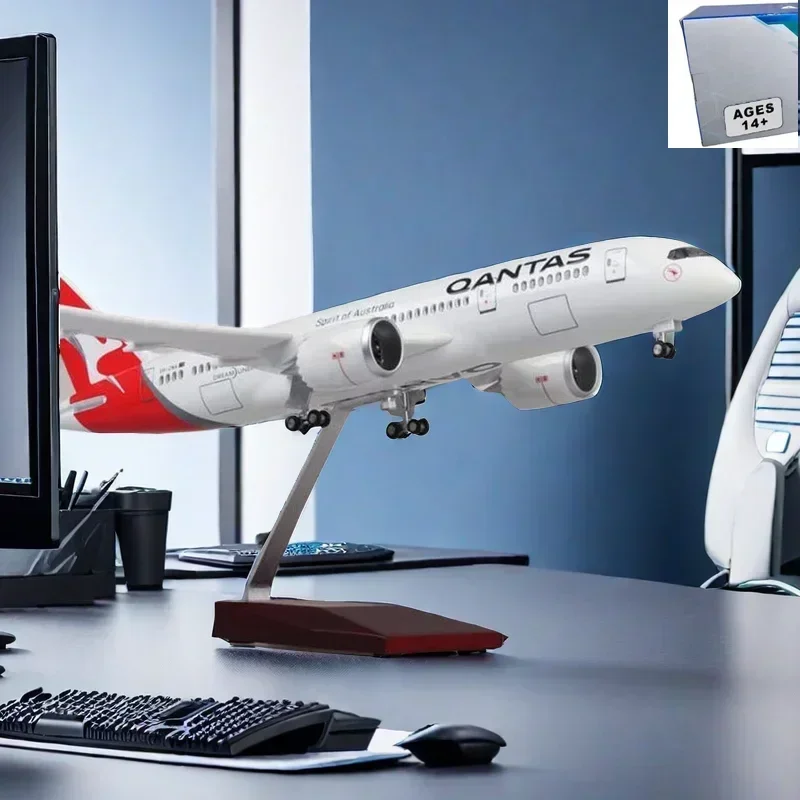 

1/130 Scale 47cm Airplane B787 Dreamliner Aircraft QANTAS Airways Airlines Model W Light and Wheels Diecast Plastic Plane toy