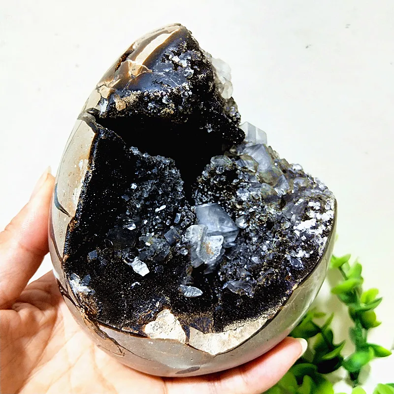 Natural Stones Septarian Geode White Calcite Mineral Crystals Cluster Voodoo Meditation Feng Shui Energy Room Decorations