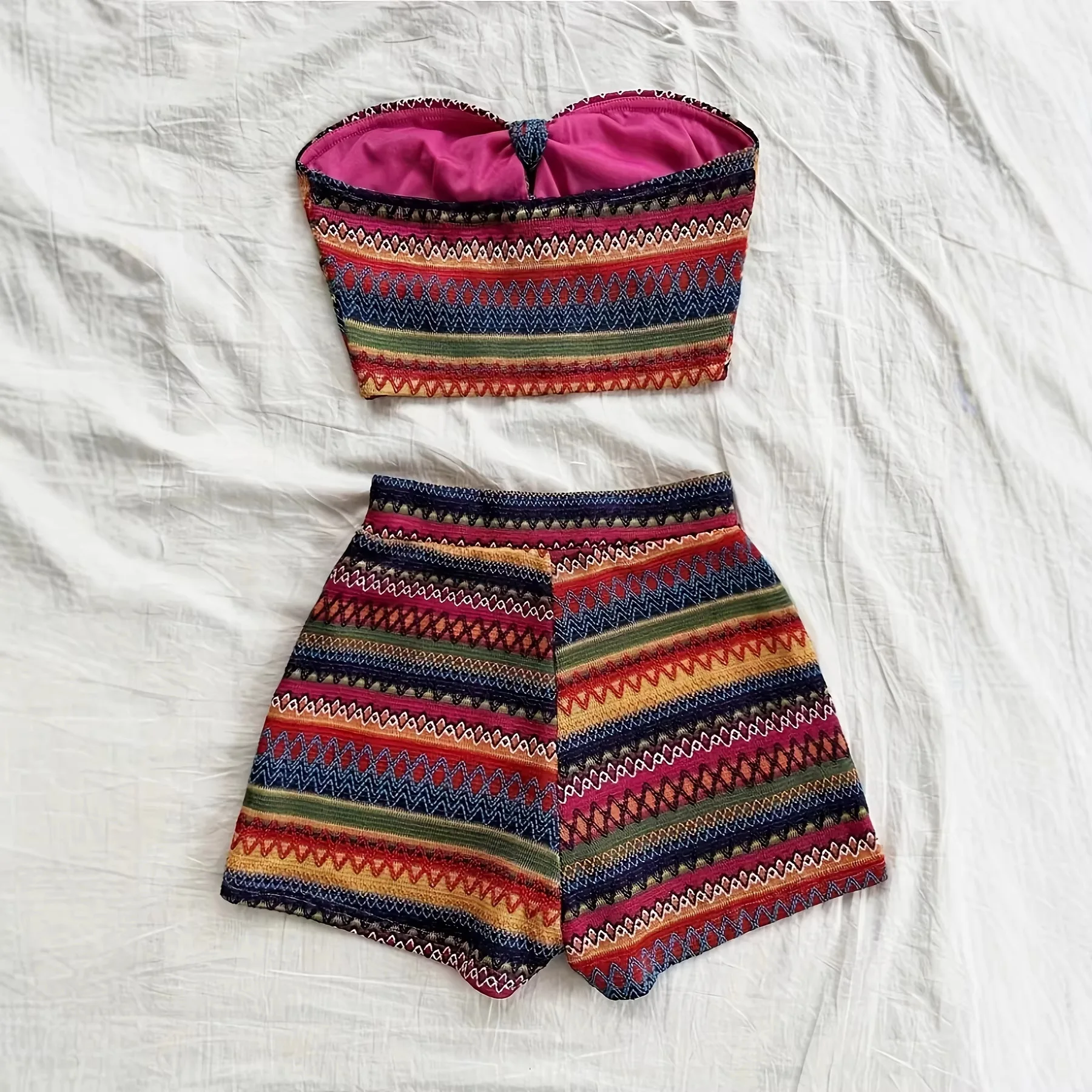 Women's Vacation Tight Top And High Waist Texture Shorts Set Casual Sportswear Two-Piece Set Spring Season Chinese Origin