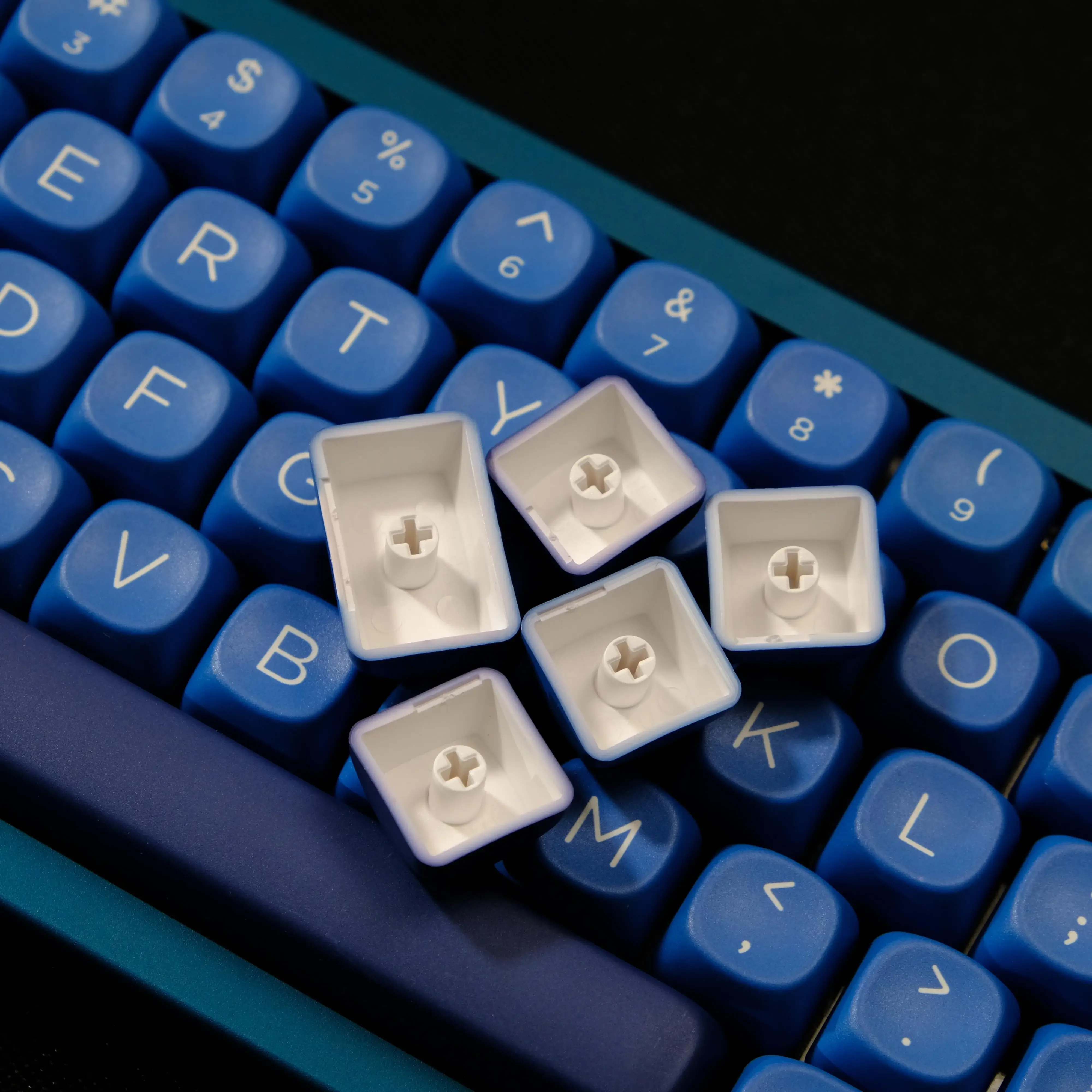 GMK Striker Keycaps MOA Height PBT Sublimation made68 60 Rain 75 87 104 108