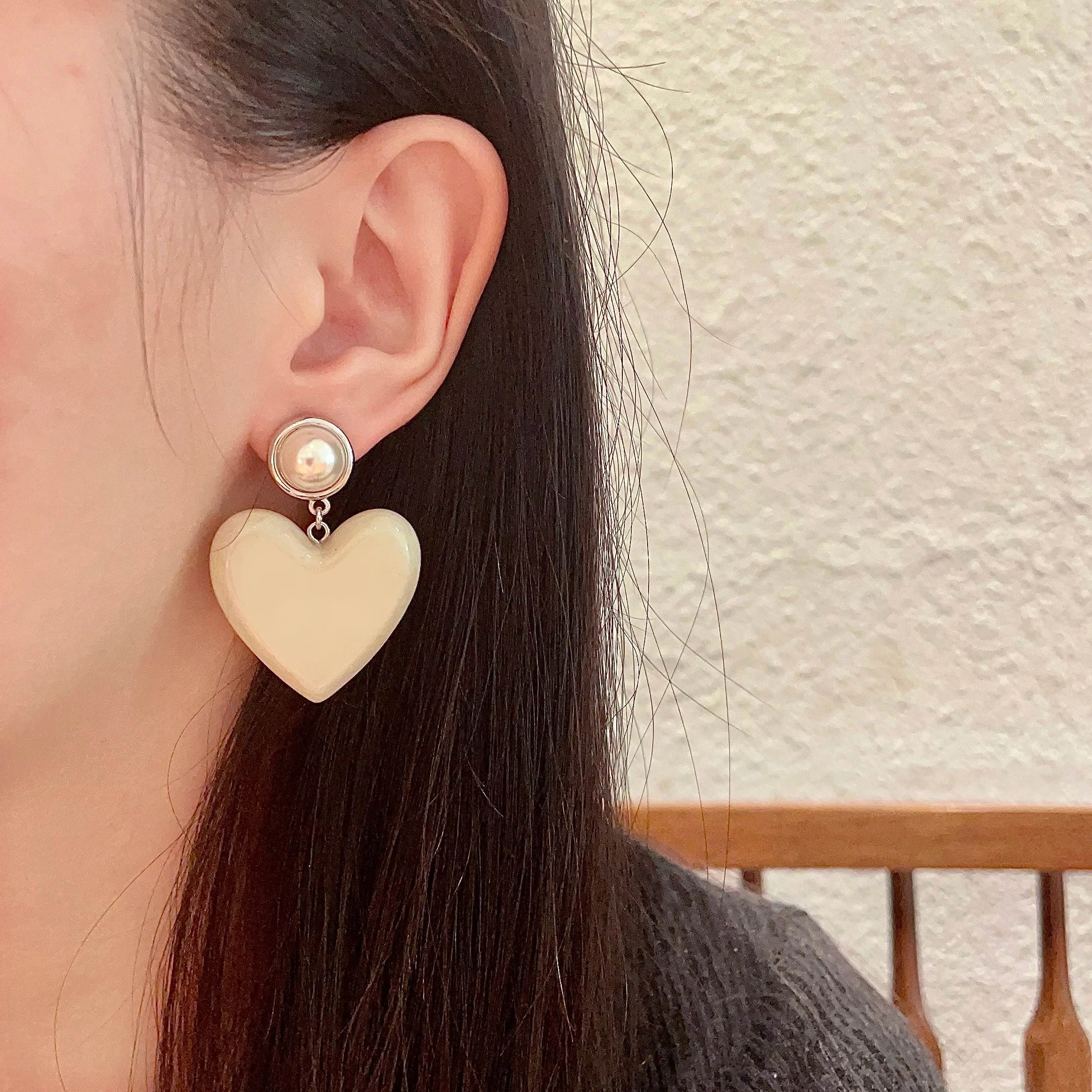 

Simple Elegant Fashion Modern Heart Shaped Pearl Pendant Earrings For Women Trendy White Jade Jewelry Accessories