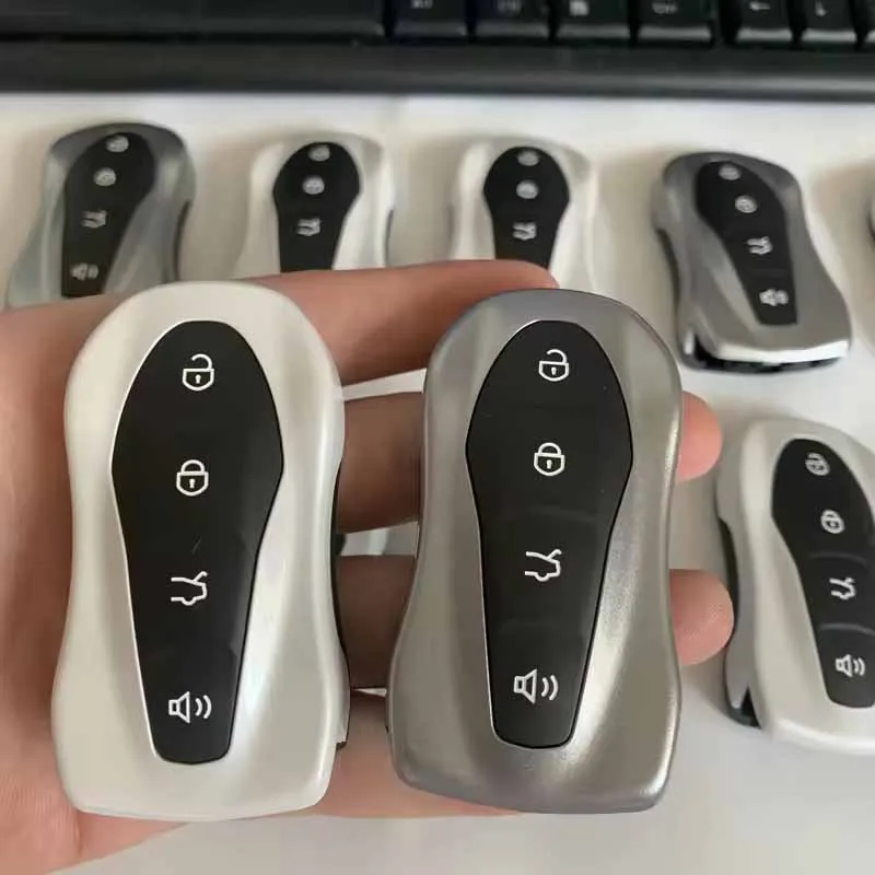 For Geely Azkarra Tugella Coolray FX11 Okavango Emgrand Binray & Proton X50 X70 4 Button Unlocked OEM Smart Key Fob 4A Chip