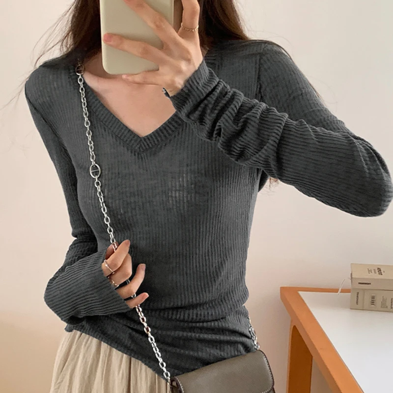 Camiseta fina básica para mujer, Tops de estilo coreano, camisetas de manga larga con cuello en V, camiseta ajustada Sexy para mujer 2023