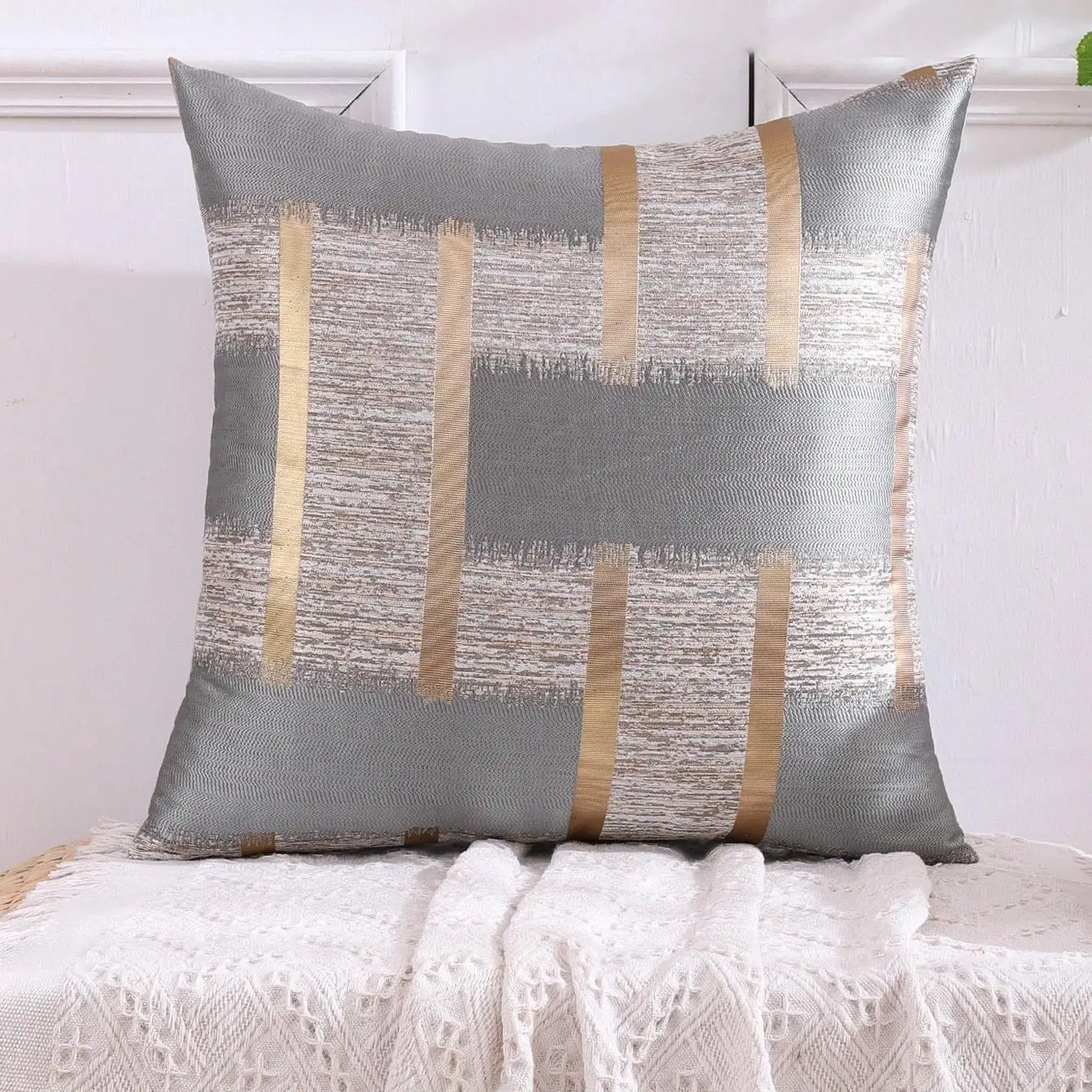 Cross-Border Foreign Trade Hot-Selling High-Precision Jacquard Bamboo Leaf Wave Pillowcase, Available For Dropshipping On Amazon