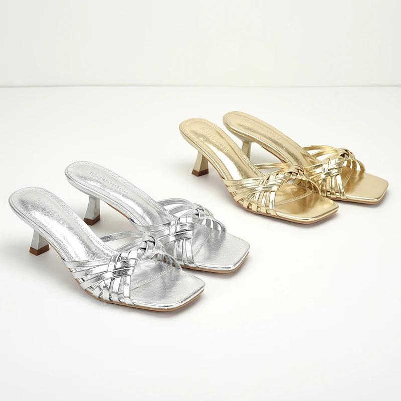 メッドスクエアトゥ女性用シューズ-レディーススリッパ-細ヒール-クロスストラップ-ゴールドサンダル-2025-スライドサンダル-スクエアトゥシューズ-メッドシンヒール