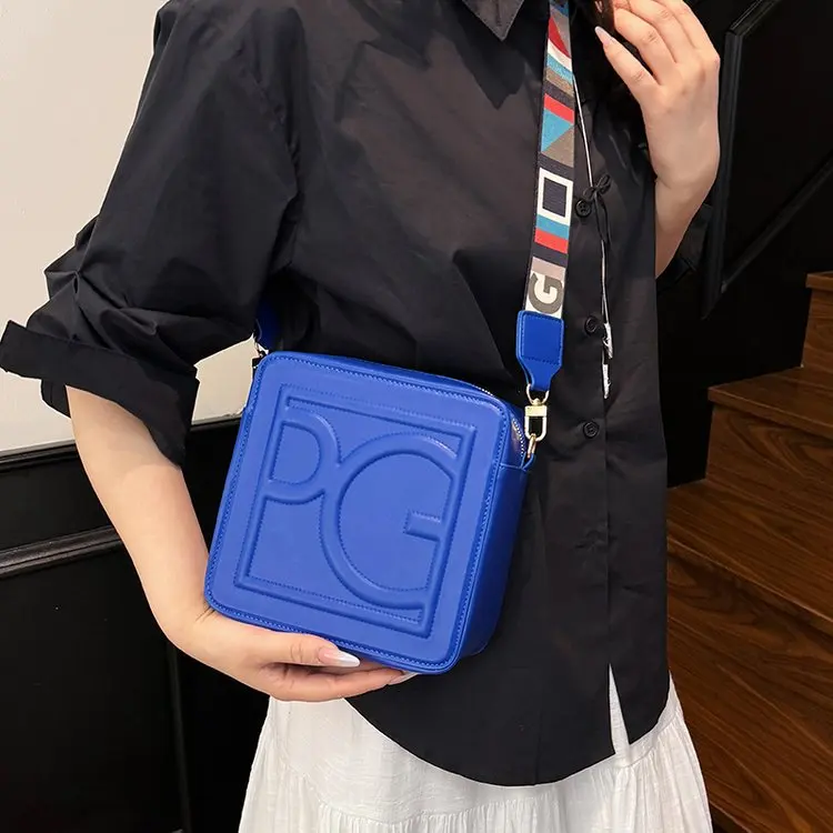 Candy Color Indentation Bag Women's 2025 New Fashion Simple Solid Color Handbag Commuting Versatile Messenger Bag