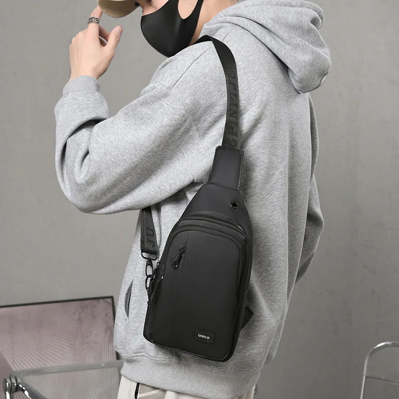 Handsome and Cool Korean Version Lightweight and Trendy Casual Sports Single Shoulder Crossbody Bag for Men