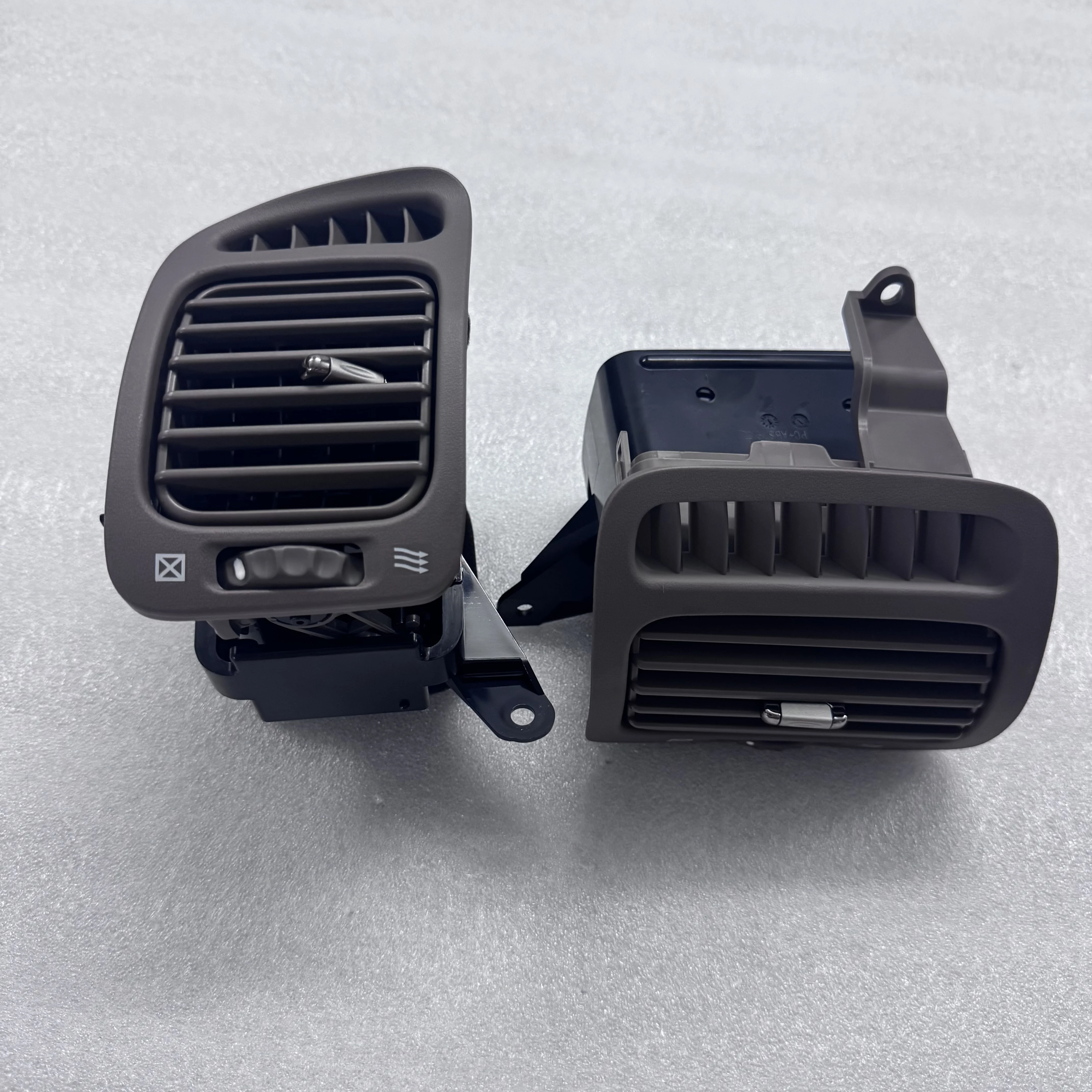 LHD Car air vent outlet  Dashboard Air Vent Panel For Toyota For Land Cruiser LC100 FJ100 Ujz100 for Lexus LX470 2003-2007