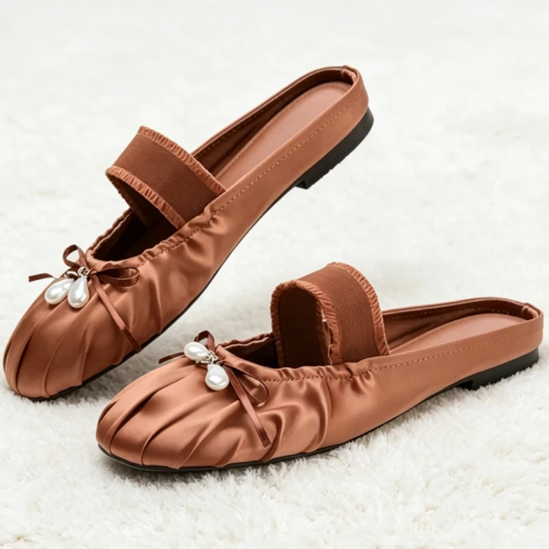 Luxury String Bead Bow Embellished Flat Shoes Women Fashion Silk Pleated Designer Shoes Comfortable Lightweight Casual Shoes